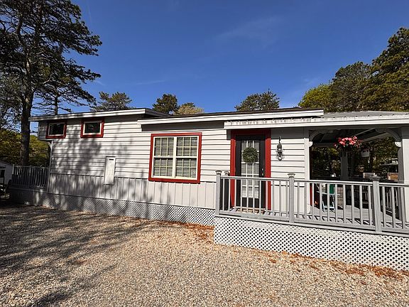 2nd image of 185 Cotuit Road #BE4