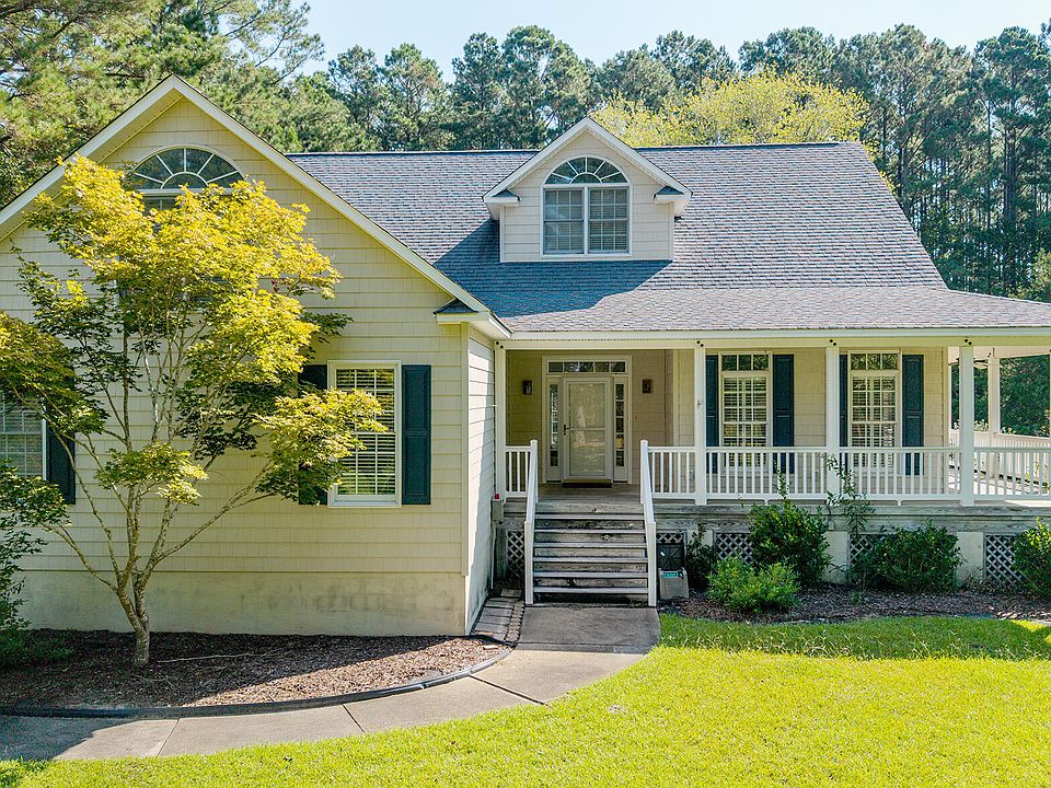 1st image of 305 Augusta Court
