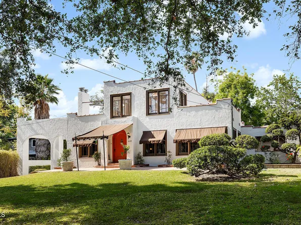 1045 New York Dr, Altadena, CA 91001