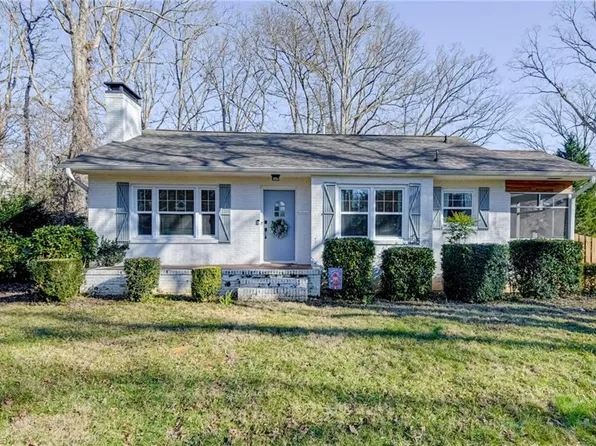 33 Truman St, Winston Salem, NC 27106