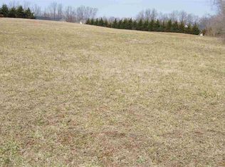 80 Hampton Dr, Stuarts Draft, VA 24477