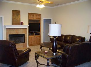 2122 Cedar Ridge Dr, Kaufman, TX 75142