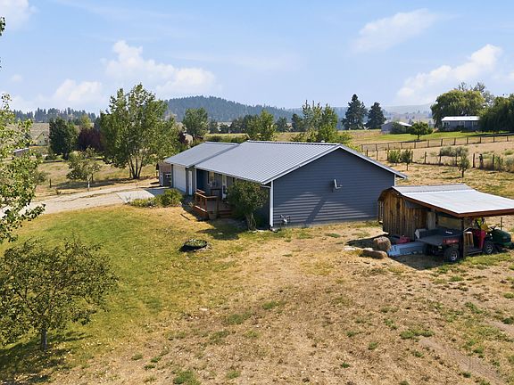2nd image of 2454 Loyd Dr