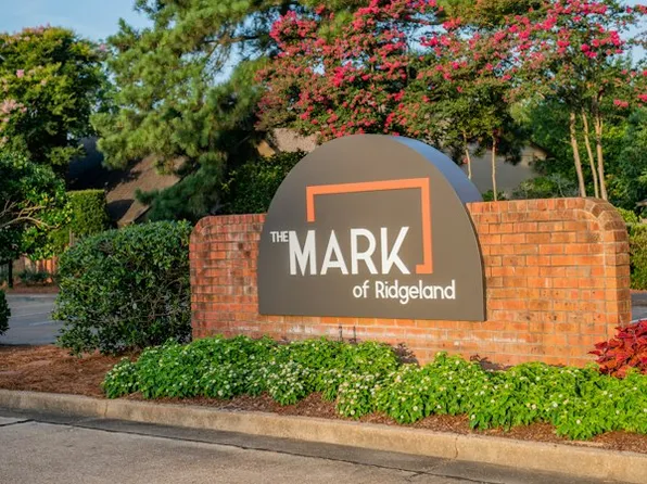 Mark Apts.