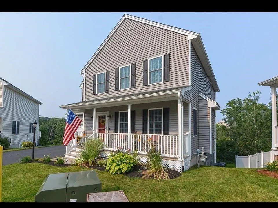 8 Sourwood Cir