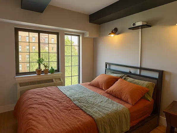 186 Lenox Road image 7 of 9