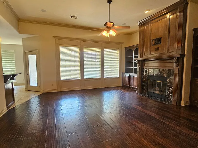 513 Summit View Ct — Photo 6