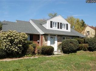 3385 Monticello Blvd, Cleveland Heights, OH 44118