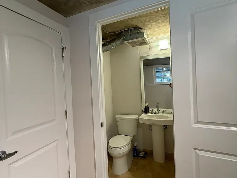 301 Massachusetts Ave NW #402 — Photo 13