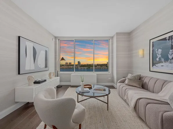 200 Riverside Blvd APT 19K, New York, NY 10069