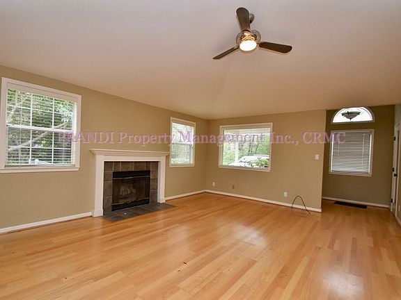 4th image of 850 Cypress Ave