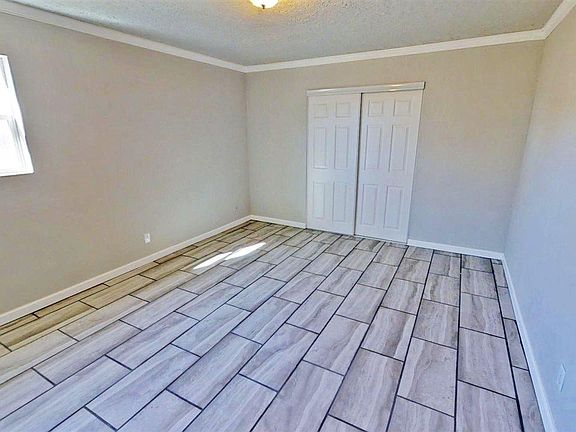 5th image of 1415 E Llano Dr