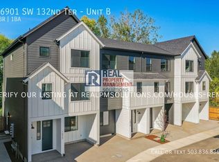 16901 SW 132nd Ter #B, Portland, OR 97224