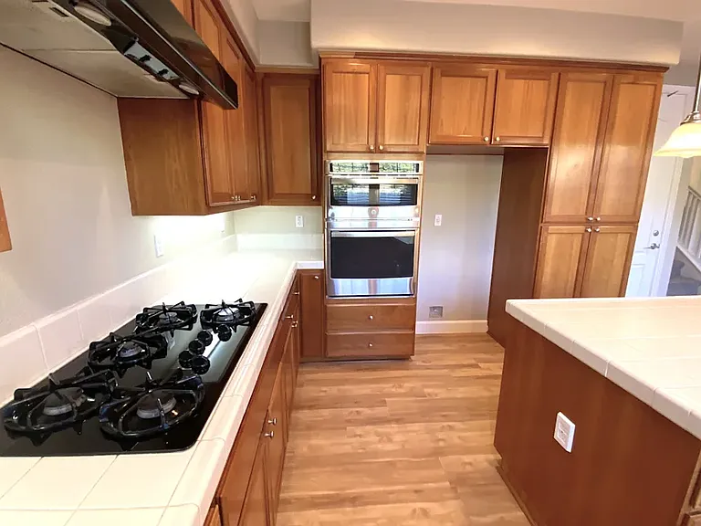 114 Clearview Dr — Photo 2