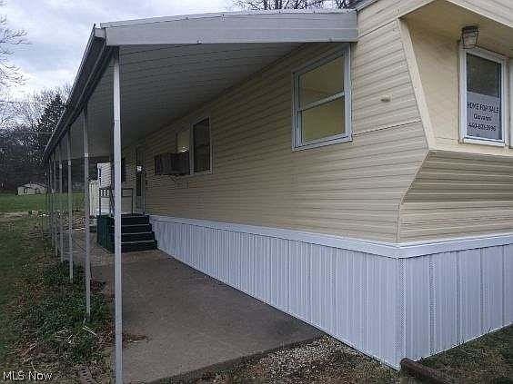 1st image of 41 Hyland Dr
