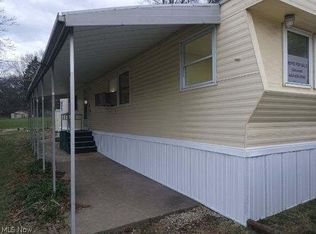 41 Hyland Dr, Akron, OH