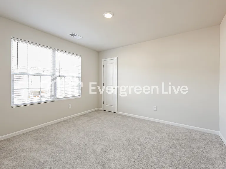 105 Stokely Way — Photo 11