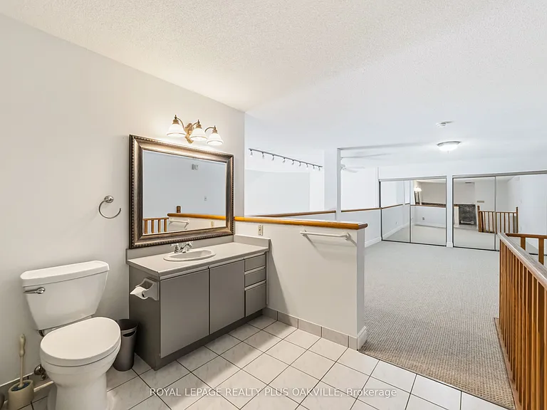 100 Bronte Rd #404 — Photo 24