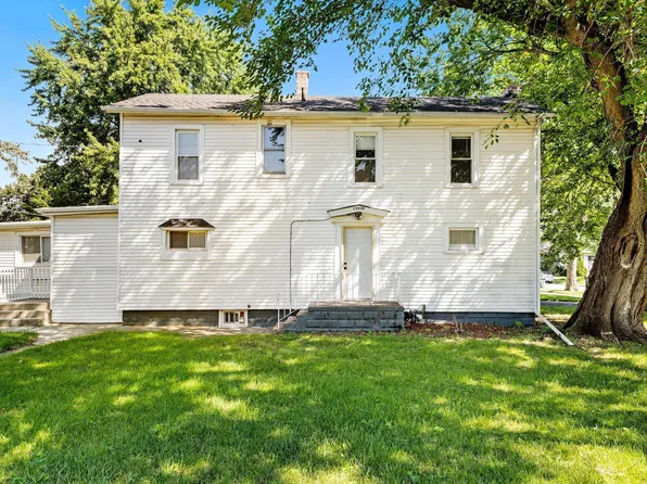13930 Kanawha Ave, Dolton, IL 60419