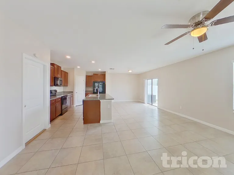 11115 Hudson Hills Ln — Photo 4