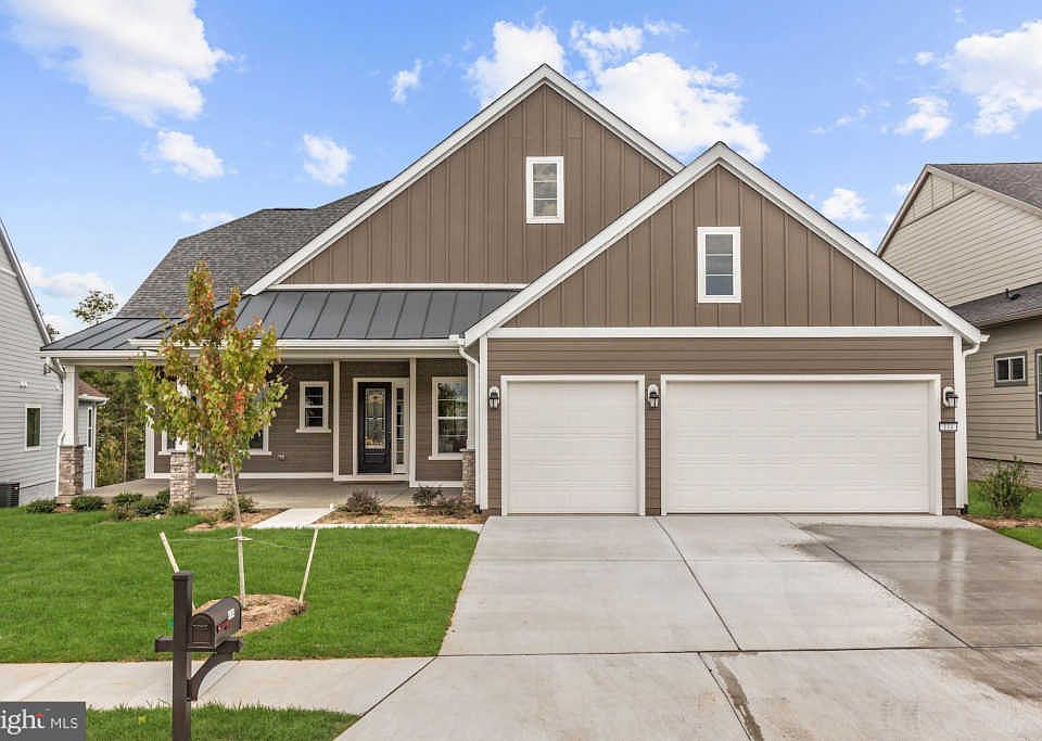 1st image of 114 Witherod Ct