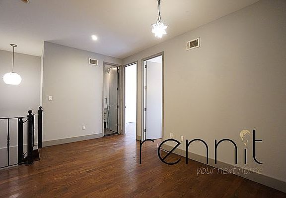2nd image of 414 Suydam St APT 1L