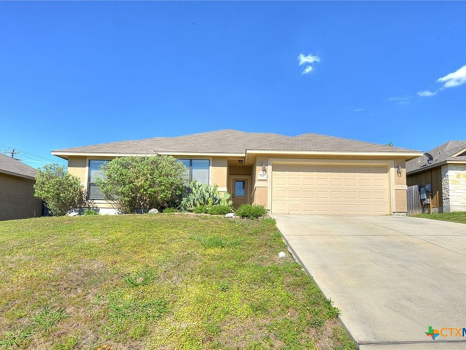 1st image of 2015 Sungate Dr