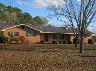 2388 Dd Durrence Rd, Glennville, GA 30427