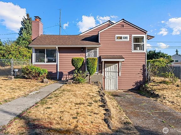 2nd image of 2131 S Bennett Street