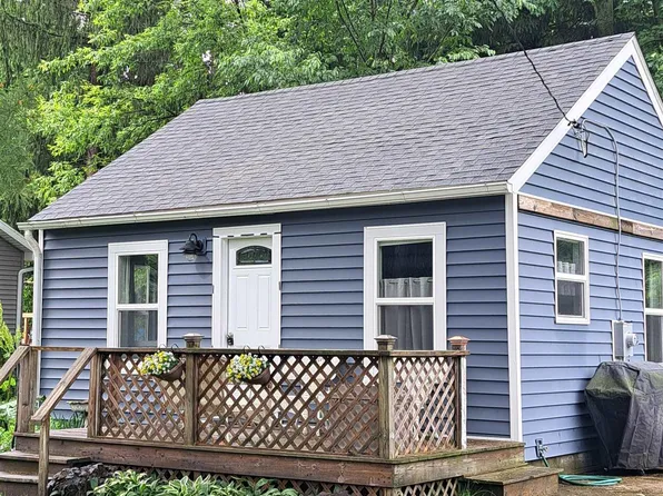 6533 Bunker Rd, Burtchville, MI 48059