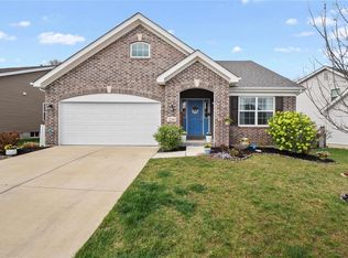 234 Winding Bluffs Ct, Fenton, MO
