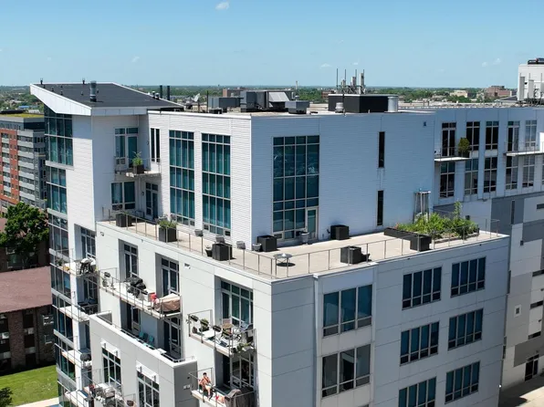 601 East Ogden AVENUE #906, Milwaukee, WI 53202