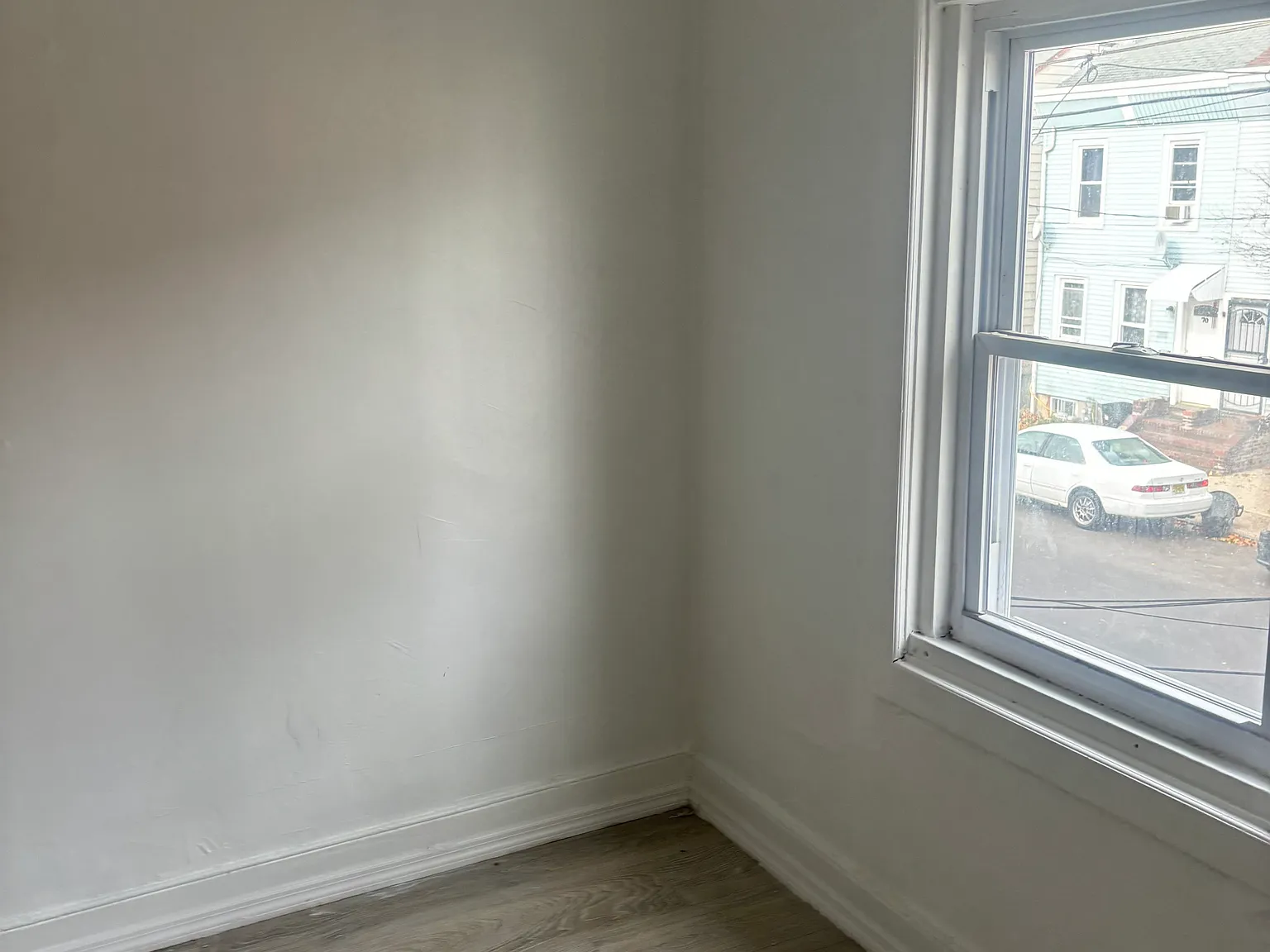 2 bed, 1000 sqft, $1,836 — Photo 2