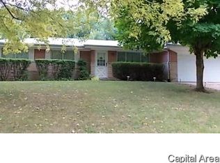 10 Royal Rd, Springfield, IL 62702