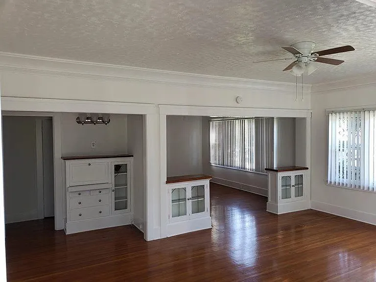 1325-1333 E 3rd St #1325 — Photo 5