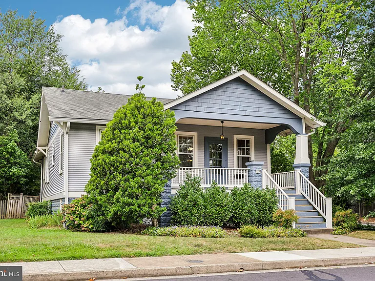 526 N Ivy St — Photo 5