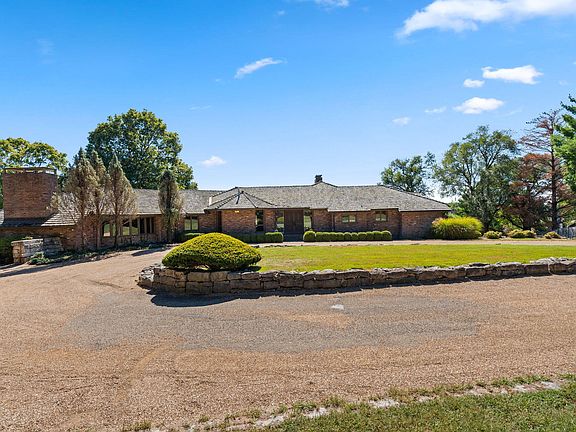 5th image of 3886 E Hawthorne Hill Lane