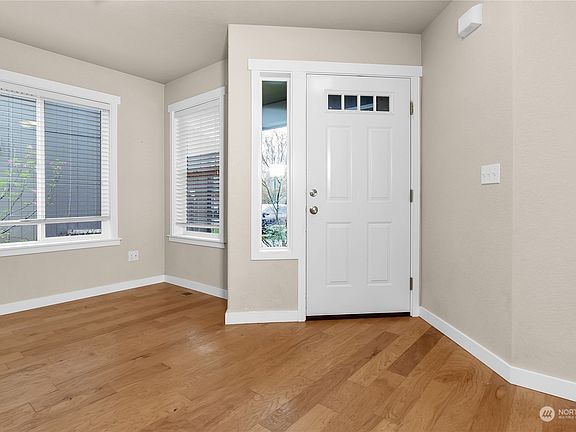 4th image of 5224 Slate Court SE