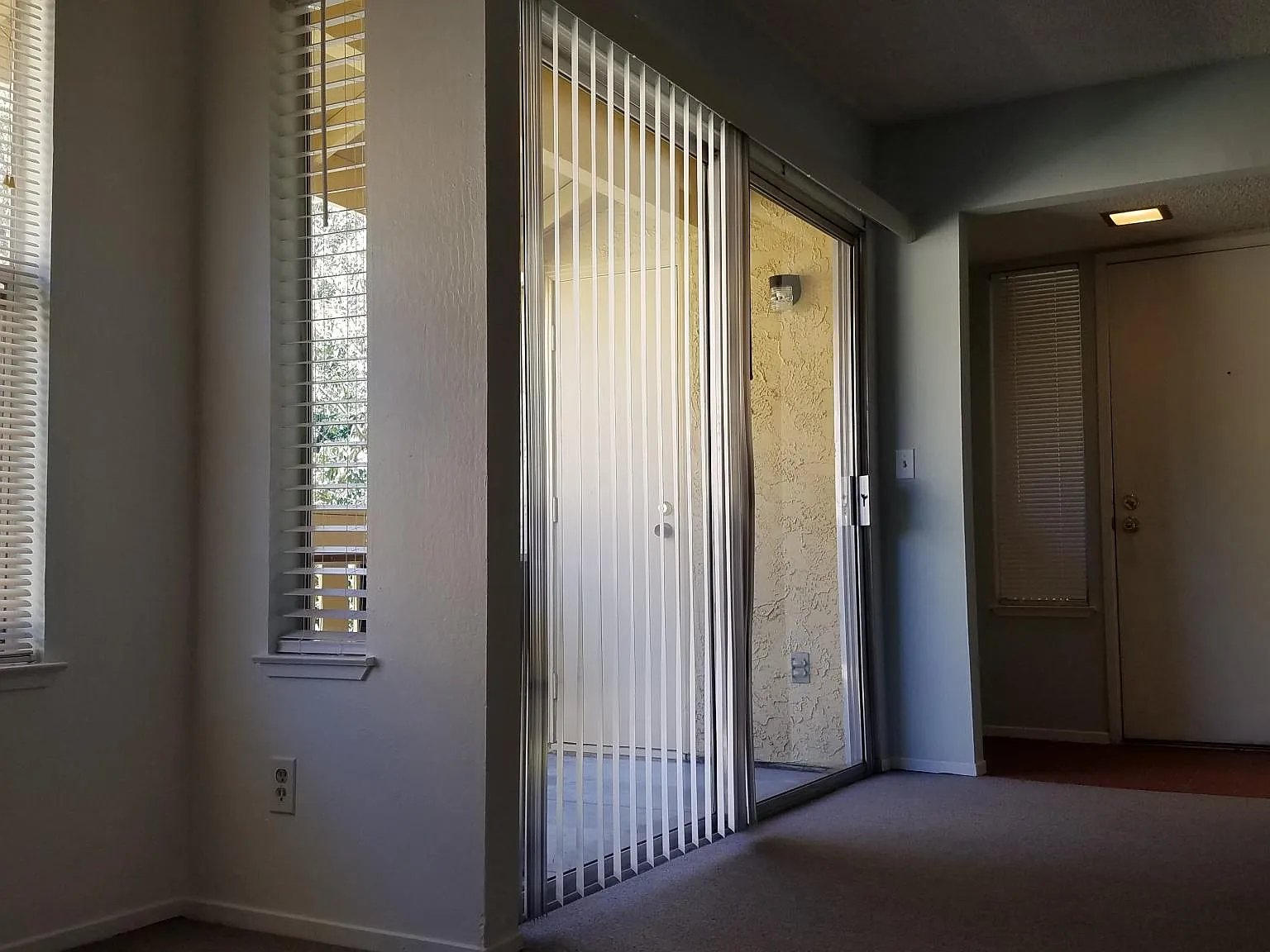 2 bed, 1019 sqft, $2,650 — Photo 4