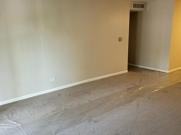 2nd image of 930 Beau Dr Unit 206