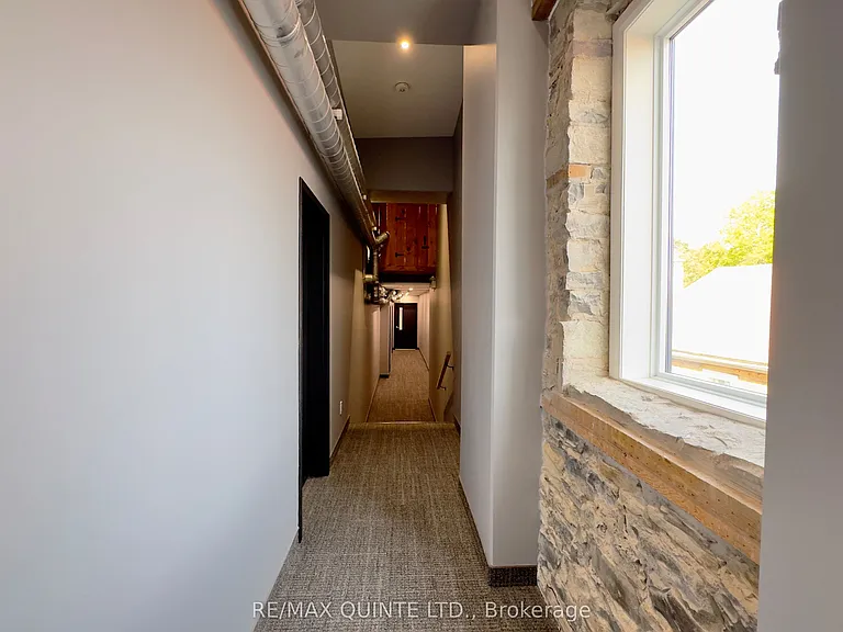 330 Victoria St N #7 — Photo 17