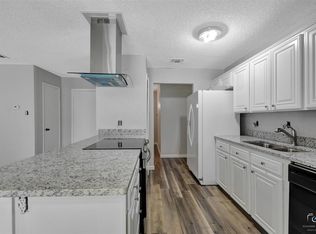 513 Park Center Blvd, Saginaw, TX 76179