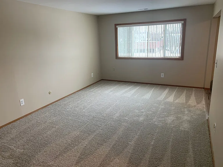 Indian Village Apartments — Photo 4