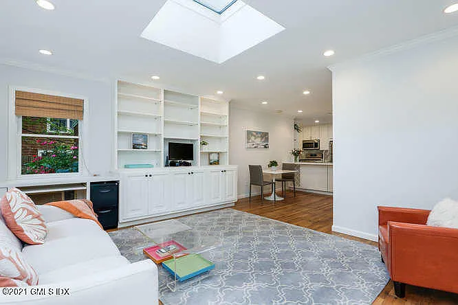 25 Arnold St — Photo 9