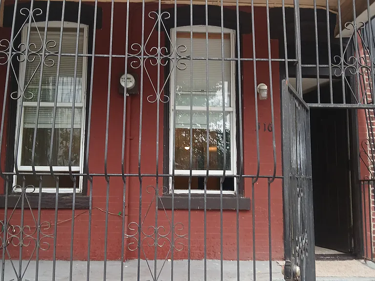 516 Stevens St — Photo 4