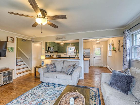 4th image of 152 Sunrise Hill Road