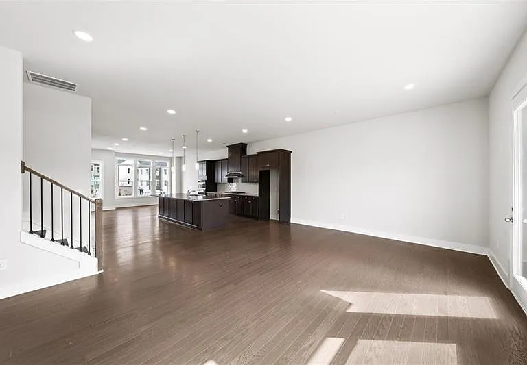 1416 Wicker Wood Pl SE — Photo 5