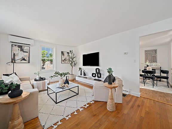 2nd image of 312 Hunnewell St #1