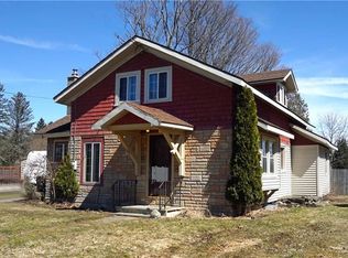 9 Lincoln Ave, Tully, NY 13159