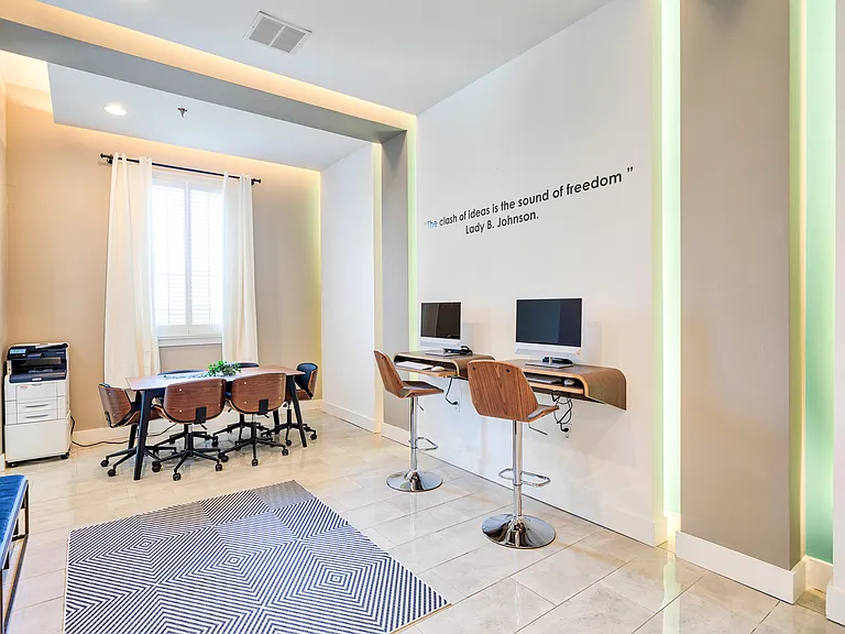 Co-Working & Creative Lounges | Vie at University Downs